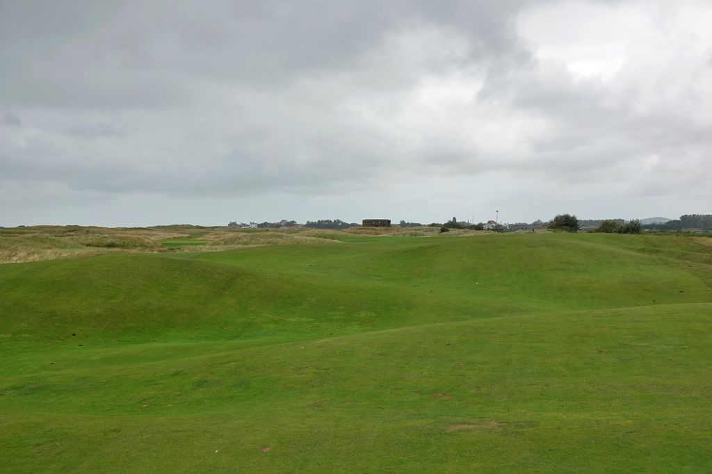 15th Hole at Royal Cinque Ports Golf Club (476 Yard Par 4)